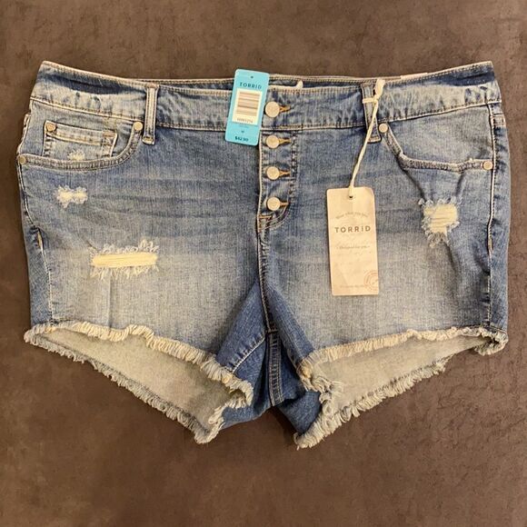 Torrid 3.5 Short HRMSA Button Fly Denim Jean Shorts Raw Hem - Picture 6 of 6